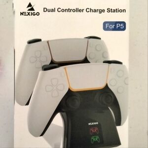 Dual PS5 controller charger